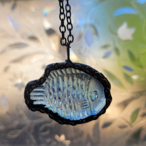 Blue Glass Fish Soldered Pendant Necklace - Picture 5 of 5